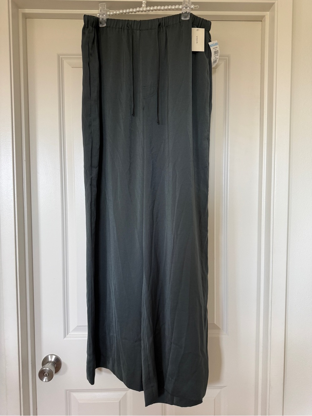 NWT Vince Pull On Tie Waist Pants Size Large